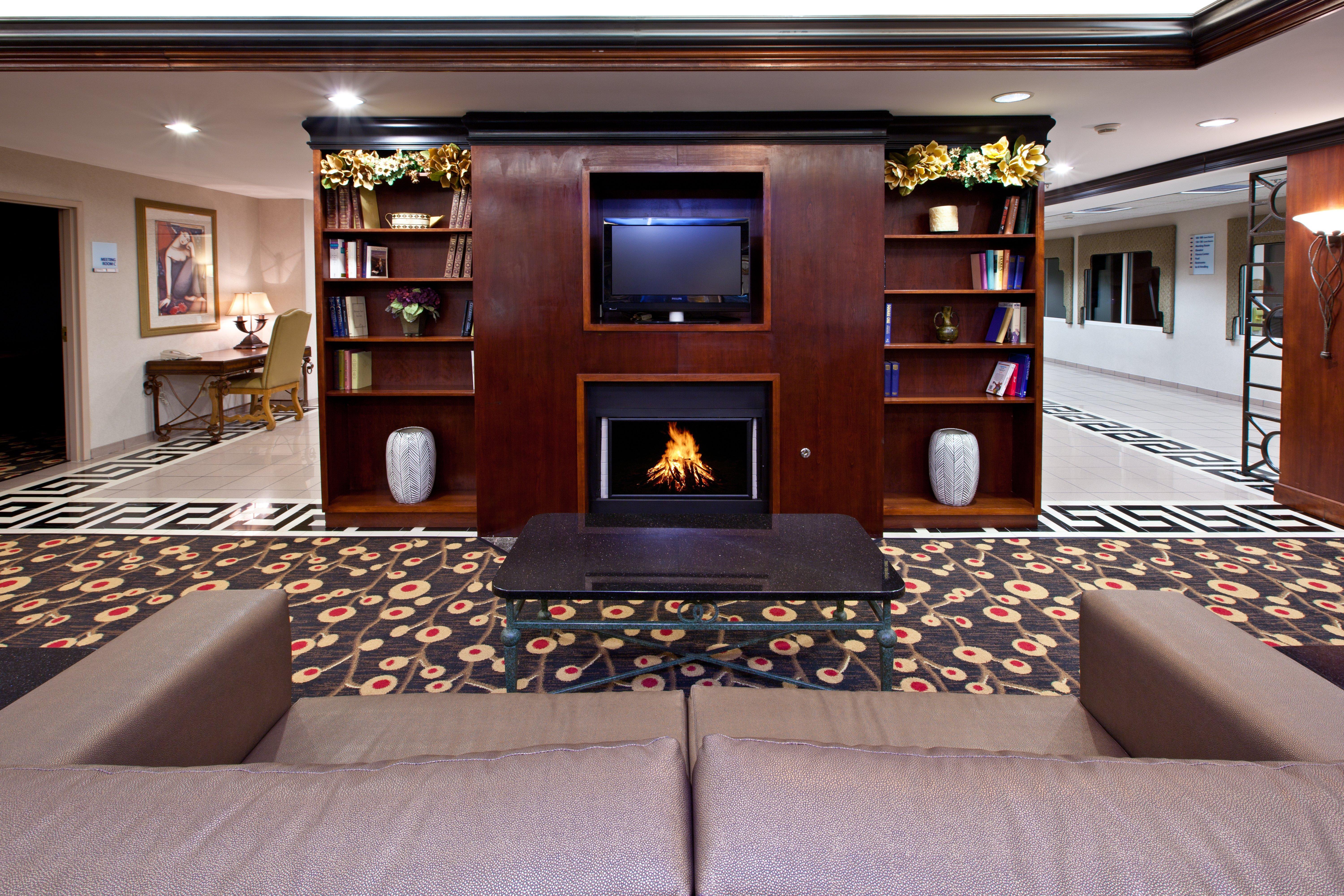 Holiday Inn Express Hotel & Suites Greenwood Interior foto
