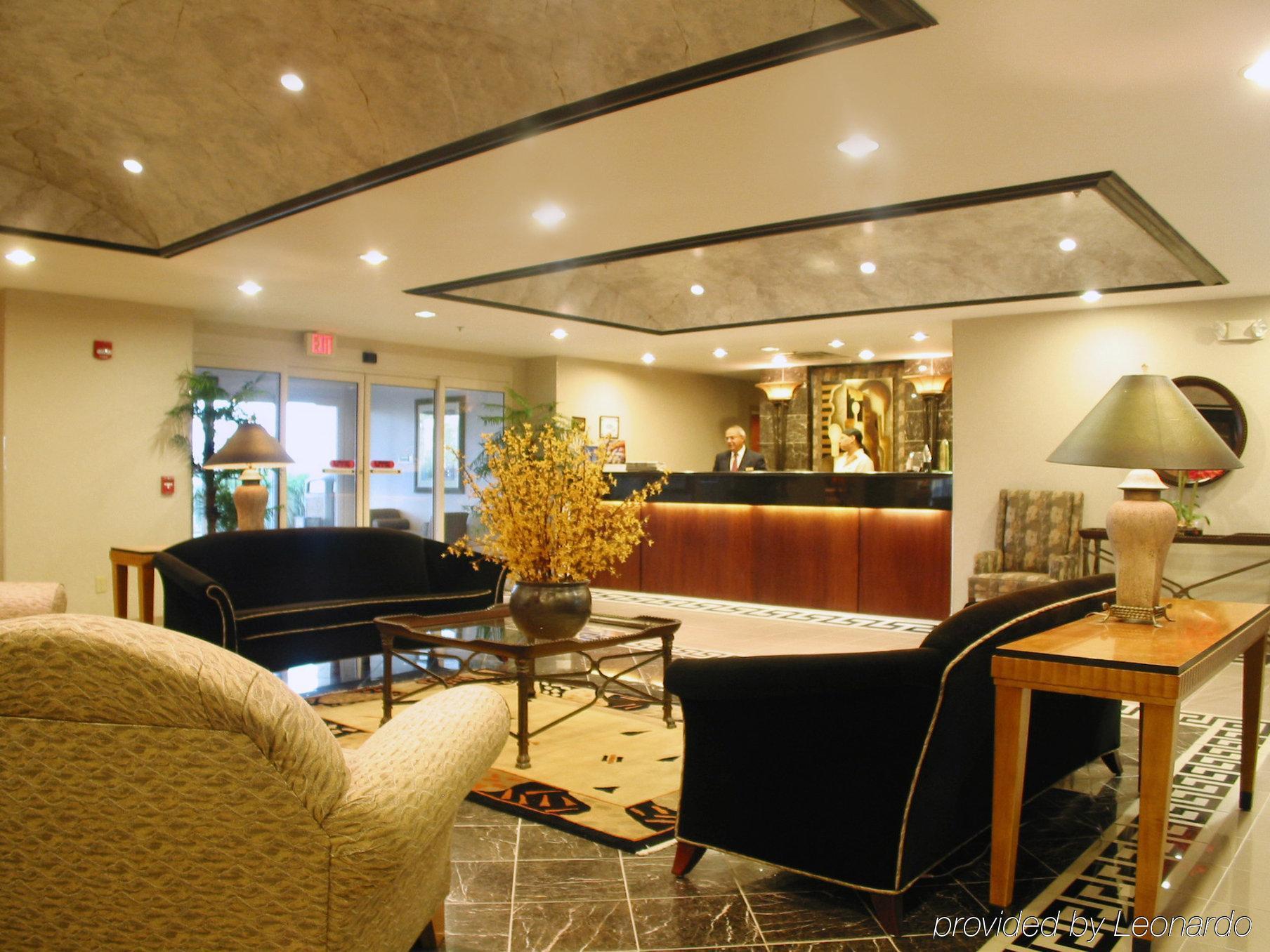 Holiday Inn Express Hotel & Suites Greenwood Bagian luar foto